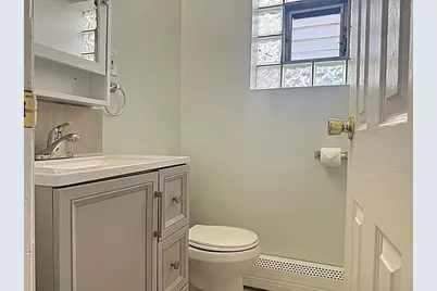 6911 N Ridge Boulevard #2C, Chicago, IL 60645 - Photo 6