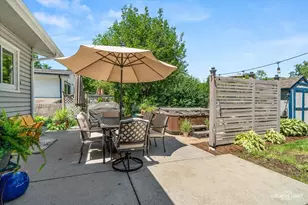 636 S Rd, Lisle, IL 60532 - Photo 24