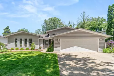 636 South Road, Lisle, IL 60532 - Photo 2