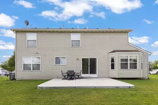 905 Churchill Dr, Plano, IL 60545 - Photo 24