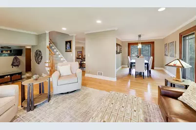 1117 Dawes Street, Libertyville, IL 60048 - Photo 8