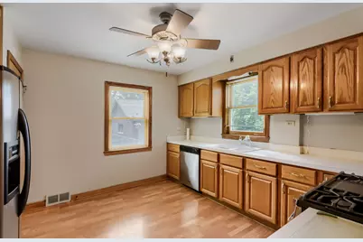9550 S Hoyne Avenue, Chicago, IL 60643 - Photo 12