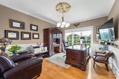 36W535 Hunters Gate Road, Saint Charles, IL 60175 - Photo 18