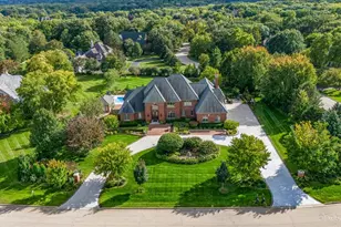 36W535 Hunters Gate Rd, Saint Charles, IL 60175 - Photo 1