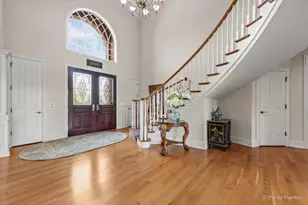 36W535 Hunters Gate Rd, Saint Charles, IL 60175 - Photo 14