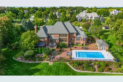 36W535 Hunters Gate Road, Saint Charles, IL 60175 - Photo 8