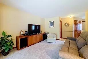 [Address not provided], Crystal Lake, IL 60014 - Photo 16