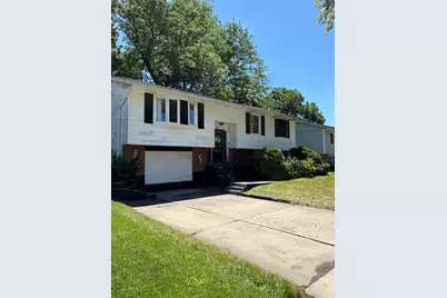 17101 Locust Drive, Hazel Crest, IL 60429 - Photo 2