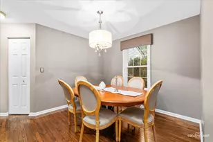 2588 Heritage Ct, Geneva, IL 60134 - Photo 2