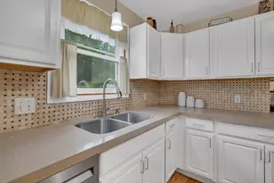 525 Stacey Ct, Braidwood, IL 60408 - Photo 10