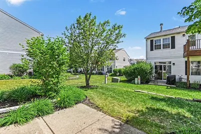 3103 Falling Waters Lane #3103, Lindenhurst, IL 60046 - Photo 14