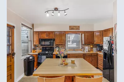 4550 N Kildare Avenue, Chicago, IL 60630 - Photo 8