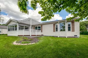 1815 Paddock Ct, Grayslake, IL 60030 - Photo 34
