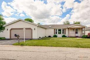 1815 Paddock Ct, Grayslake, IL 60030 - Photo 1