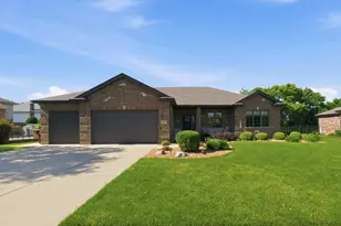 10532 Jacob Dr, Mokena, IL 60448 - Photo 1