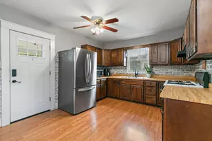 220 N Elm St, Leland, IL 60531 - Photo 6