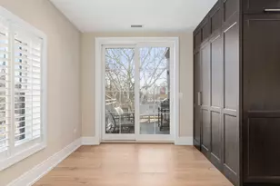 110 S Washington St, Naperville, IL 60540 - Photo 18