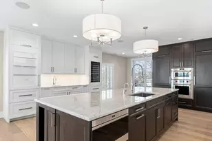 110 S Washington St, Naperville, IL 60540 - Photo 22