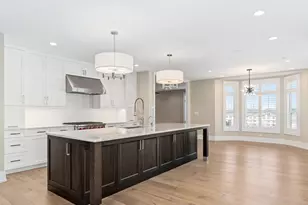110 S Washington St, Naperville, IL 60540 - Photo 16