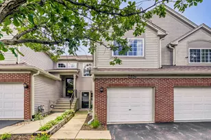 233 Nicole Dr, South Elgin, IL 60177 - Photo 2