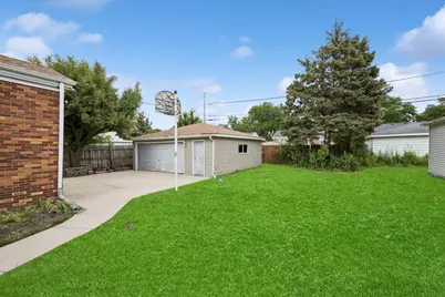 1307 Hull Avenue, Westchester, IL 60154 - Photo 20