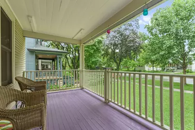 220 S Harvey Avenue, Oak Park, IL 60302 - Photo 2