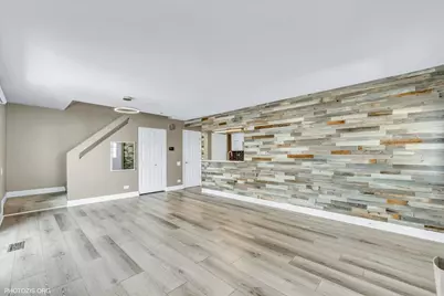 436 Yorktown Court #436, Aurora, IL 60504 - Photo 4