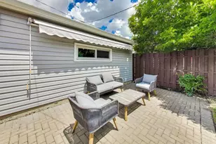 7028 W Melrose St, Chicago, IL 60634 - Photo 36