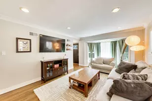 7028 W Melrose St, Chicago, IL 60634 - Photo 2
