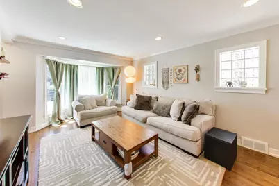 7028 W Melrose Street, Chicago, IL 60634 - Photo 4