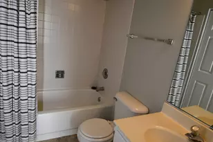 1211 Arapaho Ct, Naperville, IL 60540 - Photo 16