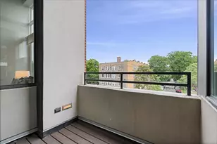 2065 N Kedzie Ave, Chicago, IL 60647 - Photo 22