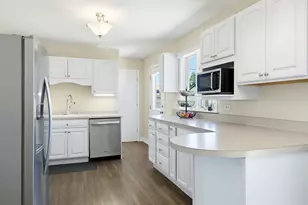 626 Debra Dr, Des Plaines, IL 60016 - Photo 4