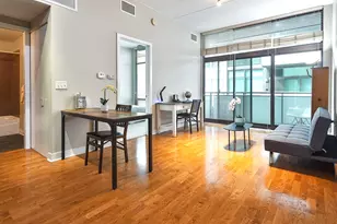 650 W Wayman St, Chicago, IL 60661 - Photo 2