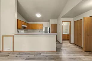 1457 McClure Rd, Aurora, IL 60505 - Photo 6