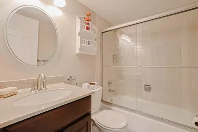 1011 Brentwood Circle, Buffalo Grove, IL 60089 - Photo 12