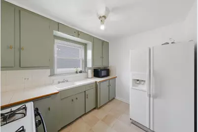2826 N Rutherford Avenue, Chicago, IL 60634 - Photo 12