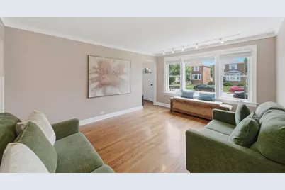 2826 N Rutherford Avenue, Chicago, IL 60634 - Photo 2