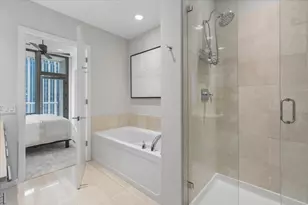 240 E Illinois St, Chicago, IL 60611 - Photo 18