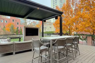 3026 N Lake Shore Dr, Chicago, IL 60657 - Photo 2