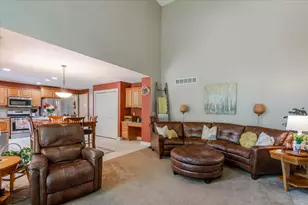 3711 Rave Rd, Bloomington, IL 61704 - Photo 16