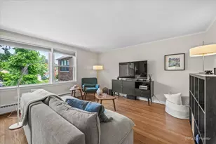 3046 Central St, Evanston, IL 60201 - Photo 10