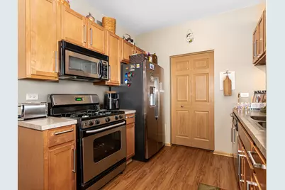 1942 Parkside Drive #22C, Shorewood, IL 60404 - Photo 8