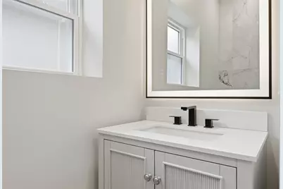 4431 N Marmora Avenue, Chicago, IL 60630 - Photo 16
