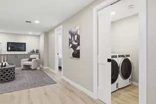 4431 N Marmora Ave, Chicago, IL 60630 - Photo 24