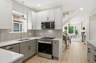 4431 N Marmora Ave, Chicago, IL 60630 - Photo 12