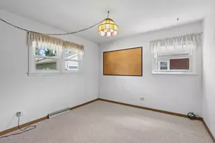 215 Brice Ave, Mundelein, IL 60060 - Photo 14