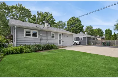 215 Brice Avenue, Mundelein, IL 60060 - Photo 20