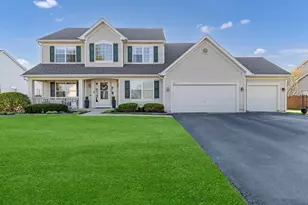 280 Prestwicke Blvd, Algonquin, IL 60102 - Photo 1