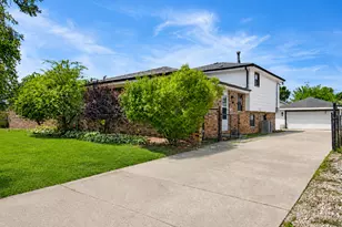 11824 S Leclaire Ave, Alsip, IL 60803 - Photo 2